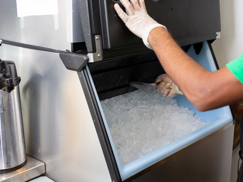 Should You Buy an Air-Cooled or Water-Cooled Ice Machine?